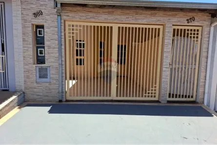 Casa com 2 Quartos para alugar, 60m² no Jacinto Hackel Fren Aun, Cosmópolis