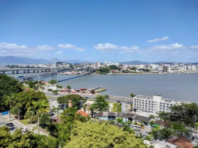 Apartamento com 3 Quartos à venda, 97m² no Centro, Florianópolis