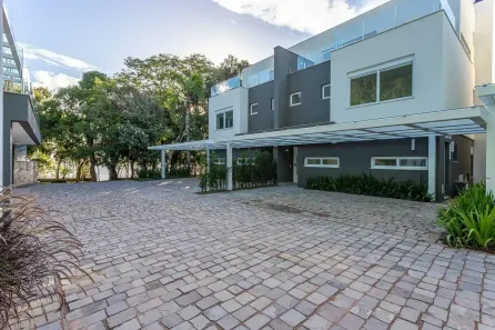 Casa com 3 Quartos à venda, 449m² no Pedra Redonda, Porto Alegre