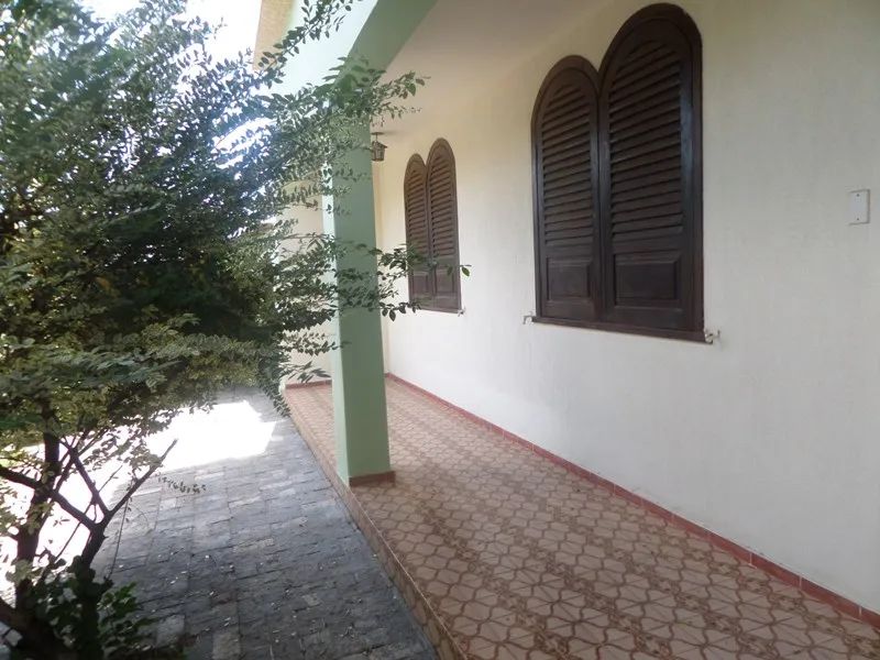 Casa com 3 quartos — Planalto, Belo Horizonte