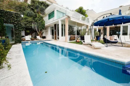 Casa com 4 Quartos à venda, 450m² no São Paulo II, Cotia