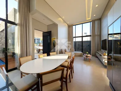 Casa com 3 Quartos para alugar, 148m² no Gleba Simon Frazer, Londrina