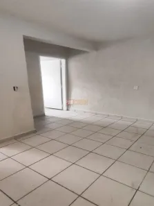 Casa com 1 Quarto para alugar, 60m² no Vila Palmares, Santo André