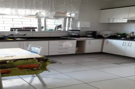 Sobrado com 2 Quartos à venda, 116m² no Parolin, Curitiba