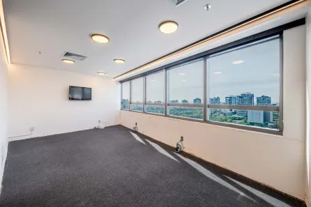 Sala Comercial à venda, 52m² no Chácara das Pedras, Porto Alegre
