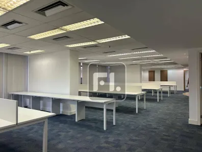 Sala Comercial para alugar, 242m² no Centro, Rio de Janeiro