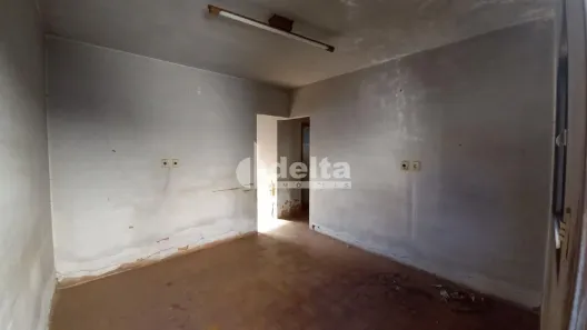Casa com 3 Quartos à venda, 123m² no Nossa Senhora Aparecida, Uberlândia