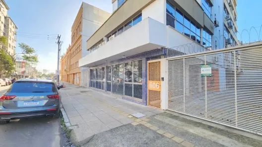 Sala Comercial à venda, 38m² no São Geraldo, Porto Alegre