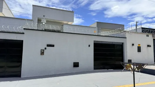 Casa com 3 Quartos à venda, 135m² no Jardim Helvécia, Aparecida de Goiânia