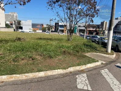 Lote/Terreno à venda, 1815m² no Itu Novo Centro, Itu