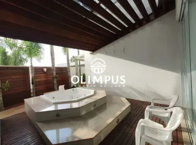Casa de Condomínio com 6 Quartos para alugar, 380m² no Aclimação, Uberlândia