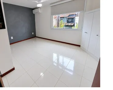 Casa de Condomínio com 3 Quartos à venda, 150m² no Granja dos Cavaleiros, Macaé
