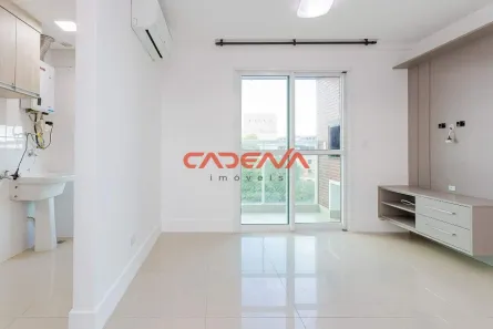 Apartamento com 2 Quartos para alugar, 53m² no Água Verde, Curitiba