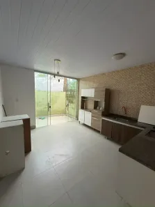 Casa de Condomínio com 2 Quartos à venda, 70m² no Petrópolis, Várzea Grande