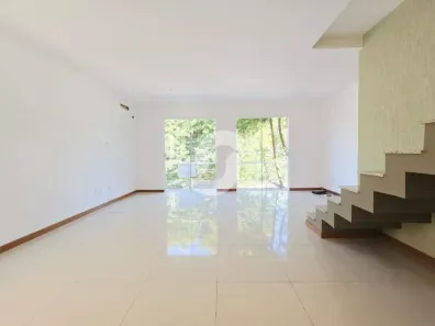 Casa com 3 Quartos à venda, 170m² no Vila Progresso, Niterói