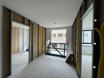 Apartamento com 2 Quartos à venda, 46m² no Rebouças, Curitiba