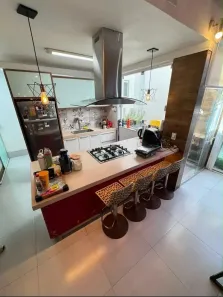 Casa de Condomínio com 3 Quartos para alugar, 250m² no Turu, São Luís