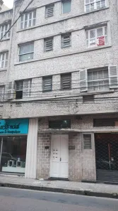 Apartamento com 2 Quartos para alugar, 50m² no Centro, Pelotas