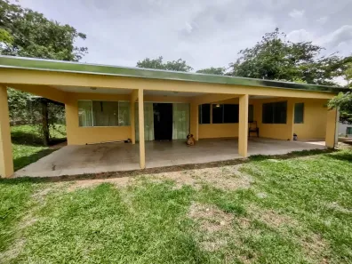 Casa de Condomínio com 4 Quartos à venda, 256m² no Parque Flamboyant, Hidrolândia