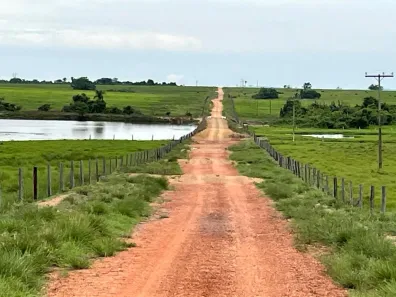 Fazenda/Sítio à venda, 171125000m² no , Carmolândia