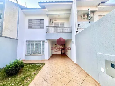 Sobrado com 3 Quartos à venda, 146m² no Jardim Parque do Horto, Maringá