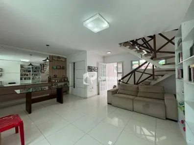 Casa de Condomínio com 4 Quartos à venda, 138m² no Sapiranga-Coité, Fortaleza