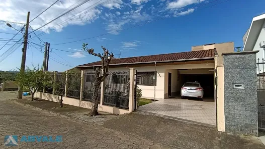 Casa com 4 Quartos à venda, 142m² no Velha Central, Blumenau