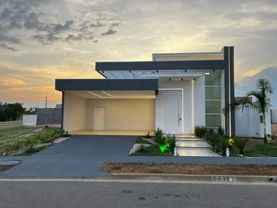 Casa de Condomínio com 3 Quartos à venda, 220m² no Passagem da Conceição, Várzea Grande