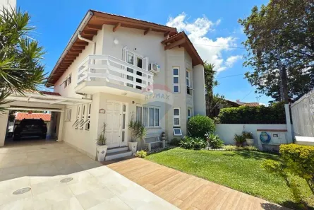 Casa com 4 Quartos à venda, 280m² no Ipanema, Porto Alegre
