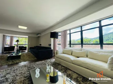 Apartamento com 3 Quartos à venda, 190m² no Centro, Joinville
