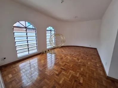 Casa com 3 Quartos para alugar, 190m² no Vila Tesouro, São José dos Campos