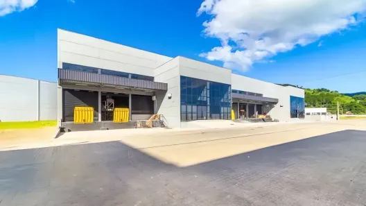 Galpão/Depósito/Armazém à venda, 2250m² no , Porto Belo