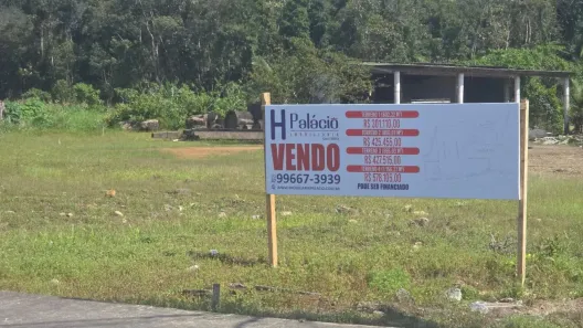 Lote/Terreno à venda, 855m² no Centro, Garuva