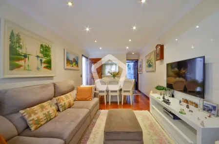 Casa com 6 Quartos à venda, 214m² no Bosque da Saúde, São Paulo