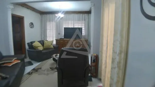 Casa com 3 Quartos para alugar, 230m² no Jardim Alto da Barra, Campinas