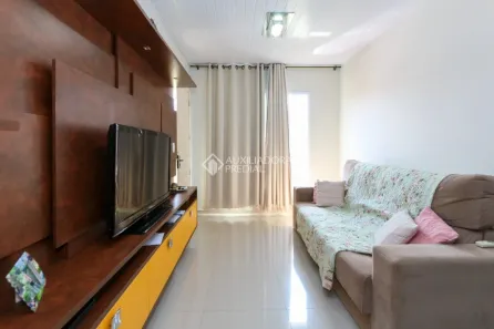 Casa com 2 Quartos à venda, 65m² no Olaria, Canoas