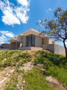 Casa com 3 Quartos à venda, 183m² no Condomínio Ninho Verde I, Porangaba