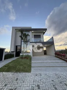 Casa de Condomínio com 3 Quartos à venda, 242m² no Cézar de Souza, Mogi das Cruzes