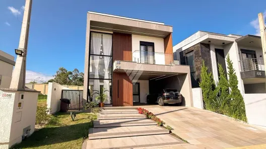 Casa de Condomínio com 4 Quartos à venda, 230m² no Centro, Gravataí
