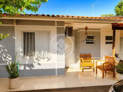 Casa de Condomínio com 2 Quartos à venda, 75m² no Aeroporto, Araçatuba