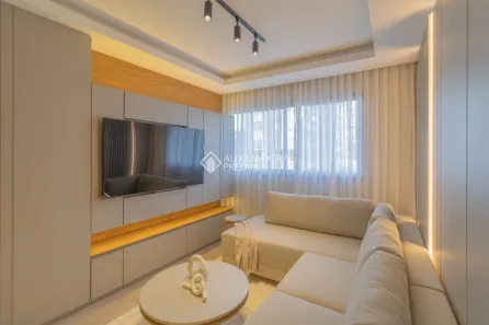 Apartamento com 2 Quartos para alugar, 70m² no Mont Serrat, Porto Alegre
