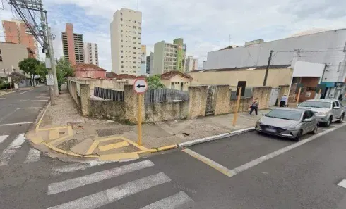 à venda, 537m² no Centro, Bauru