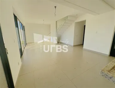 Casa de Condomínio com 3 Quartos à venda, 180m² no Jardins Porto, Senador Canedo