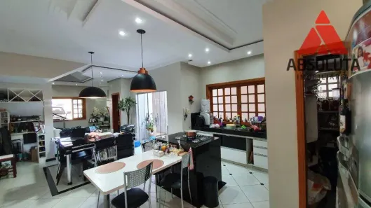 Casa com 3 Quartos à venda, 230m² no Parque Nova Carioba, Americana