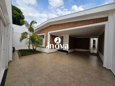 Casa com 2 Quartos à venda, 200m² no Nossa Senhora da Abadia, Uberaba