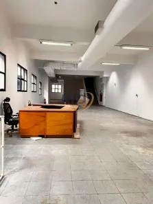 Prédio Comercial para alugar, 877m² no Campestre, Santo André