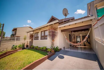 Casa com 3 Quartos à venda, 107m² no Parque da Matriz, Cachoeirinha
