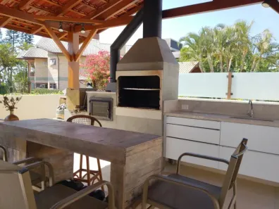 Casa com 4 Quartos para alugar, 342m² no Jurerê Internacional, Florianópolis