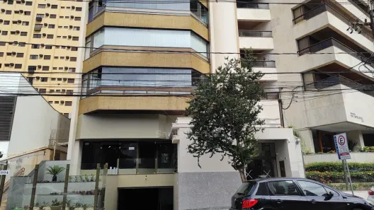 Apartamento com 4 Quartos à venda, 221m² no Centro, Londrina