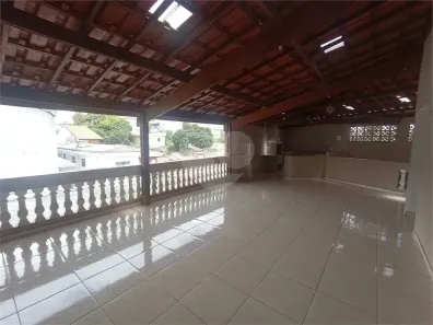 Sobrado com 3 Quartos à venda, 180m² no Vila Boaçava, São Paulo